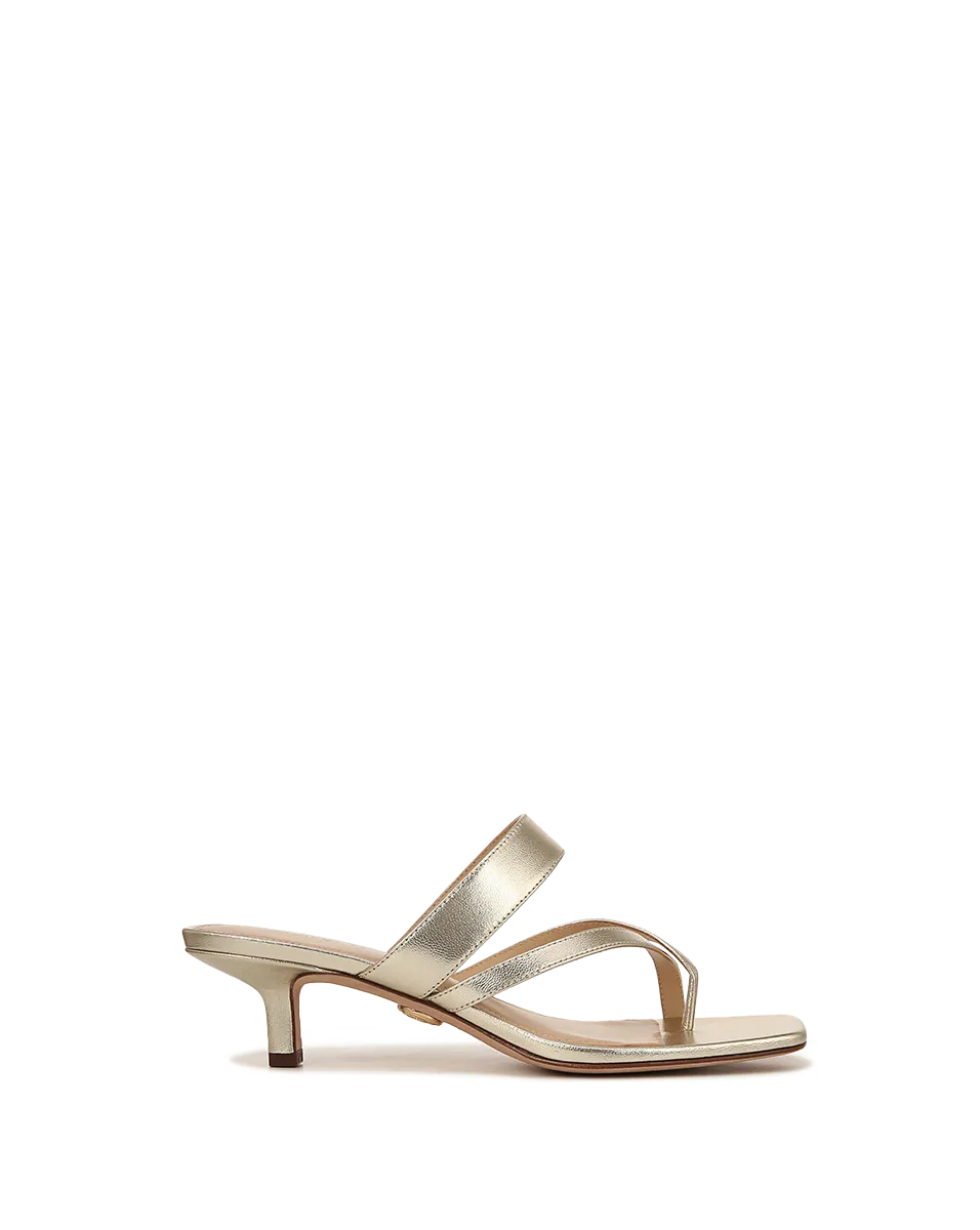 Alanis Sandal