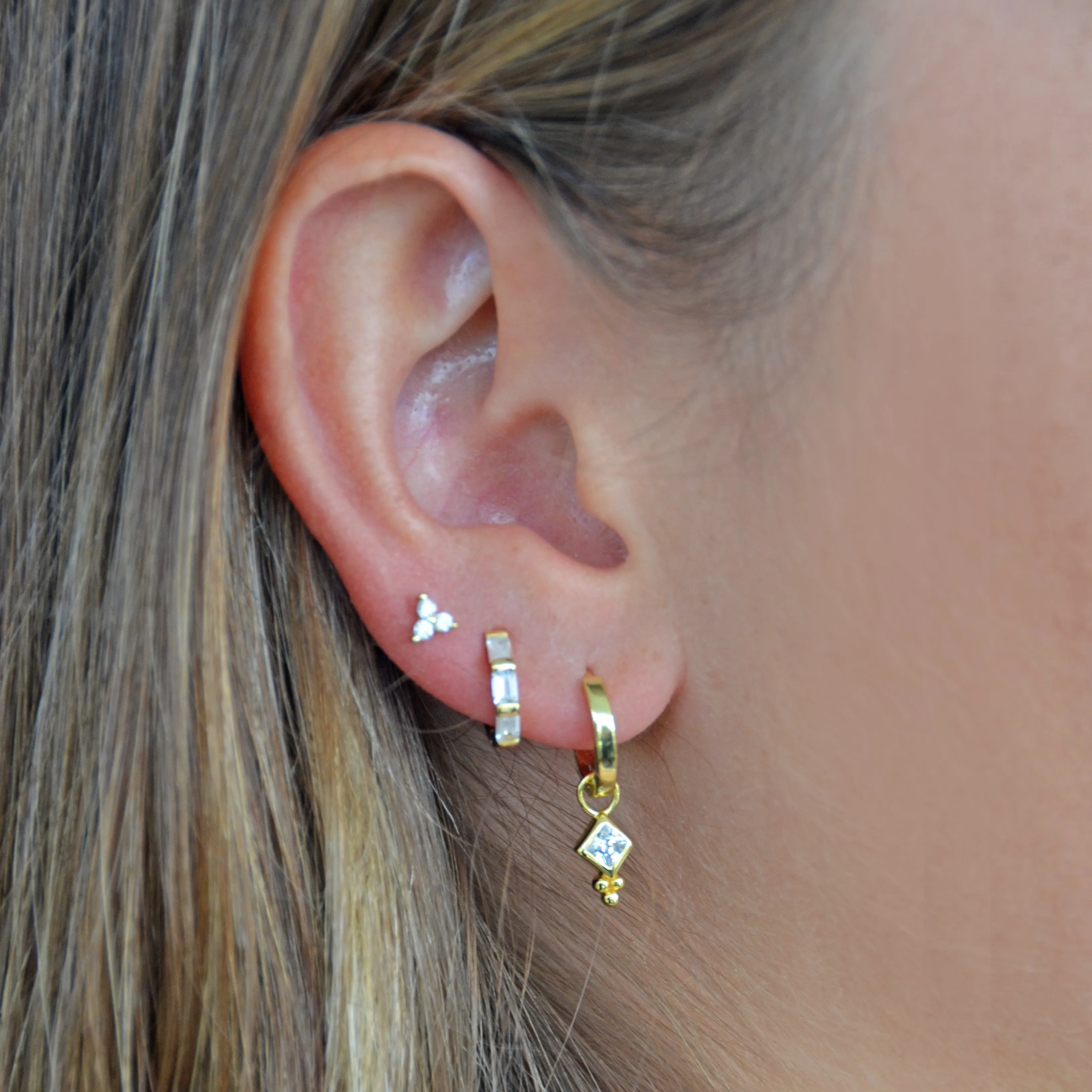 Cassia Single Stack Stud Earring