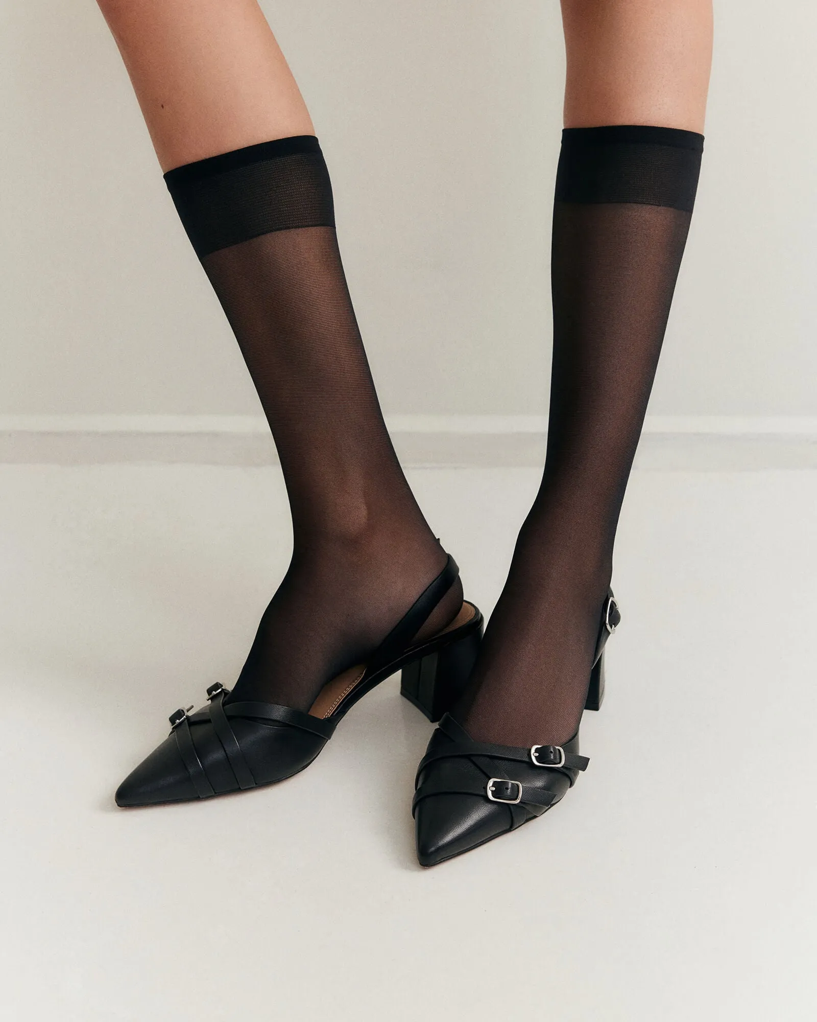 COBY LOW HEELS BLACK LEATHER